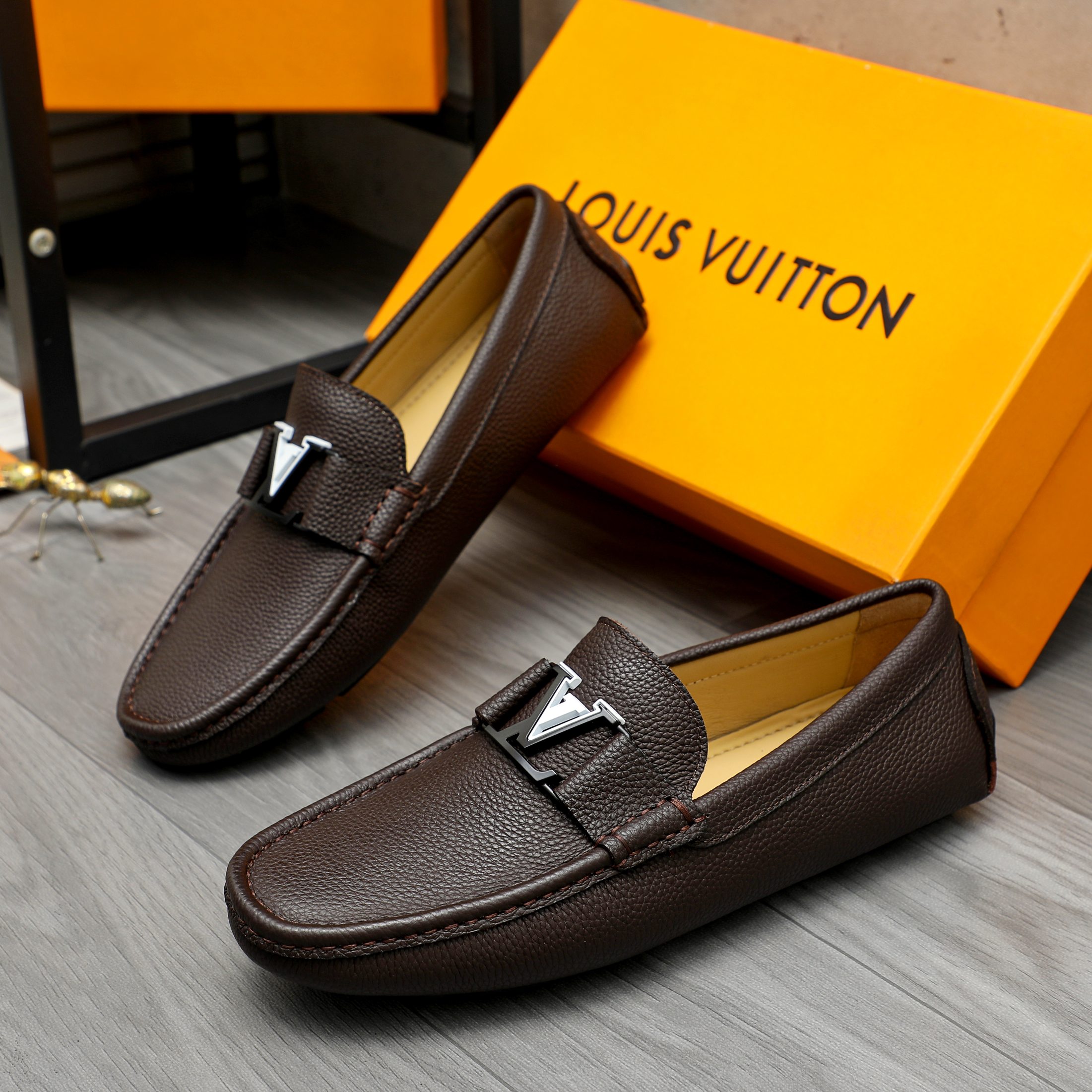 LV